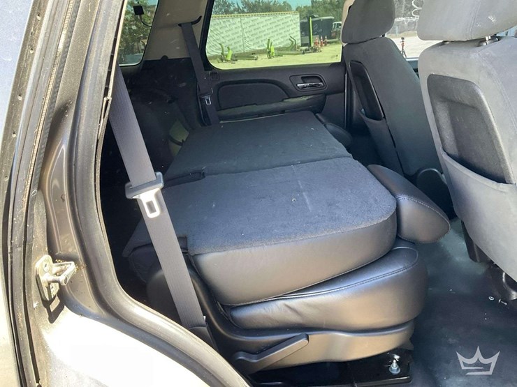 2009-chevrolet-tahoe-image-23