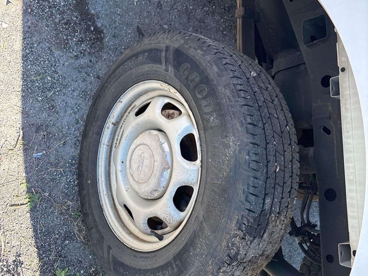 2019-ford-f150-image-15