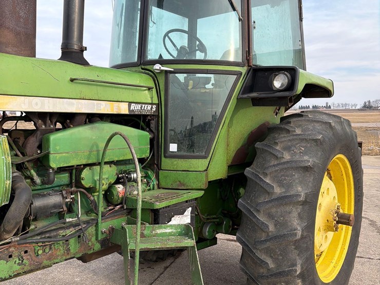 john-deere-4630-image-25