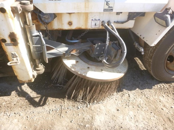 2014-global-m4-sweeper-image-9