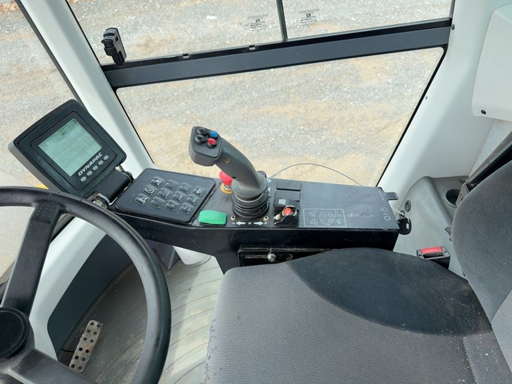 2017-dynapac-ca3500d-image-17