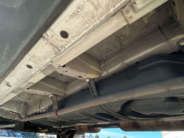 2013-nissan-pathfinder-image-23