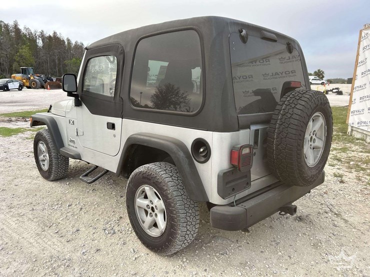 2003-jeep-wrangler-image-4