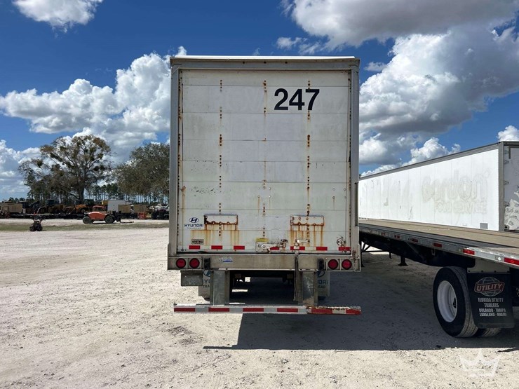 2014-hyundai-vi2530112-53ft.-t/a-dry-van-trailer-image-12