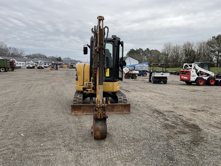 caterpillar-303-image-2