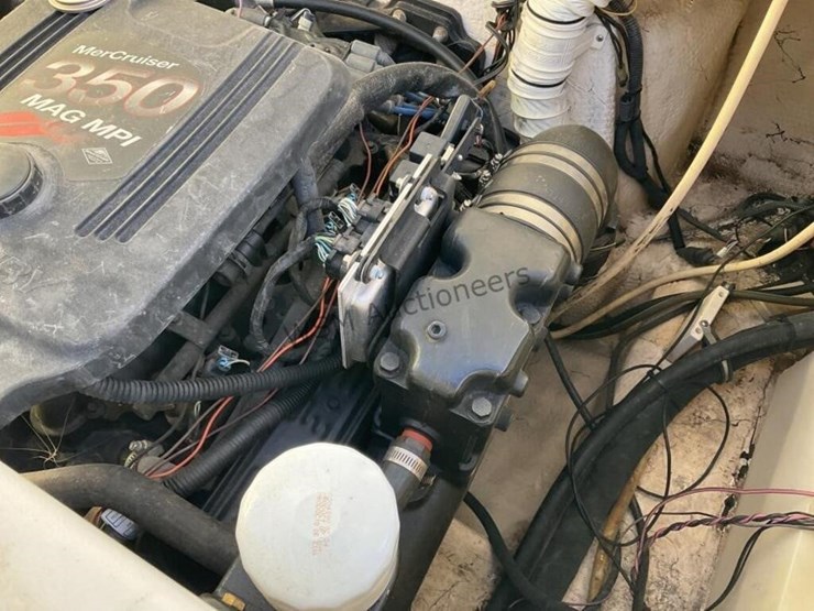 2002-competitive-trailer-w/-23ft-boat-image-20