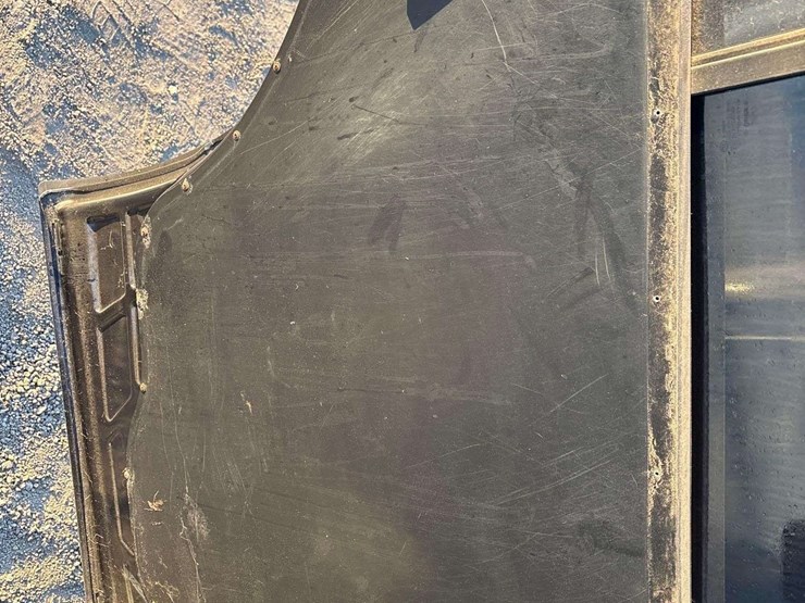 2018-ford-explorer-image-21