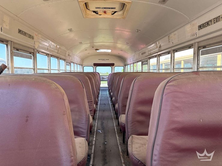 2001-international-2001-image-31