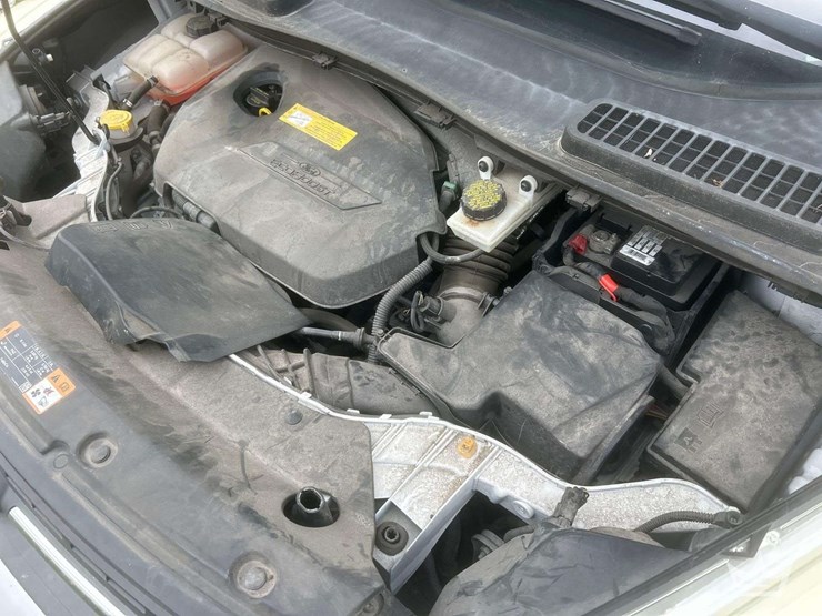 2016-ford-escape-image-9