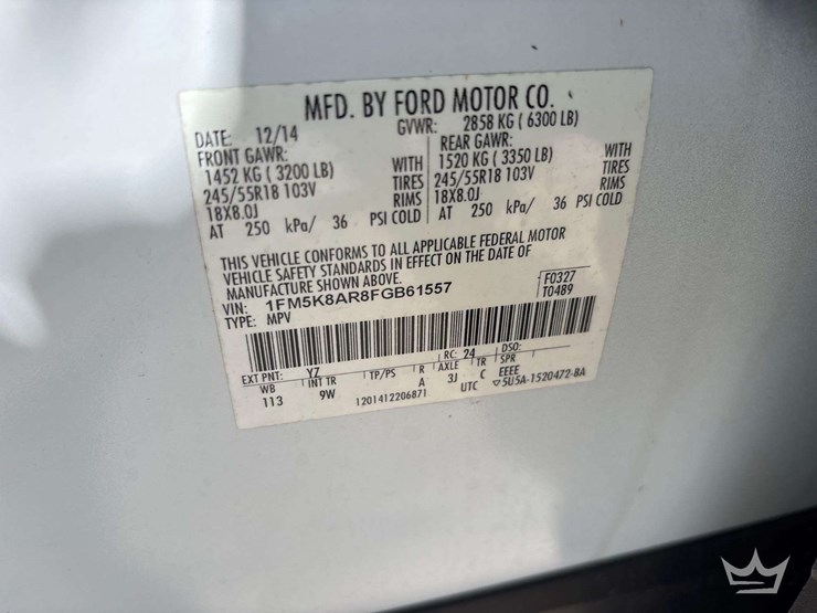 2015-ford-explorer-image-8