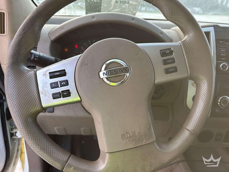 2015-nissan-frontier-image-13