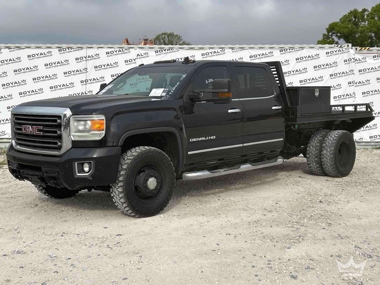 2015-gmc-sierra-3500-image-1