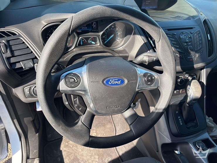 2016-ford-escape-image-12