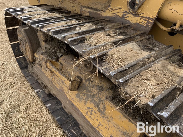 caterpillar-943-track-loader-image-20