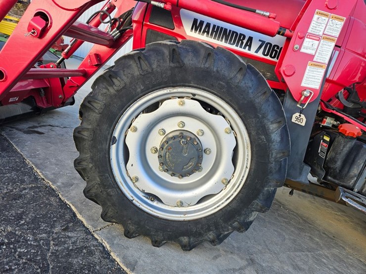 mahindra-7060-image-35