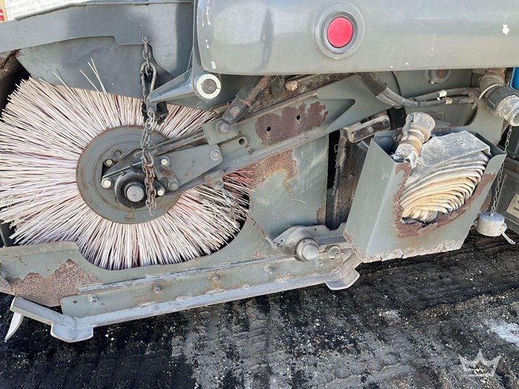 2015-international-durastar-4300-image-37