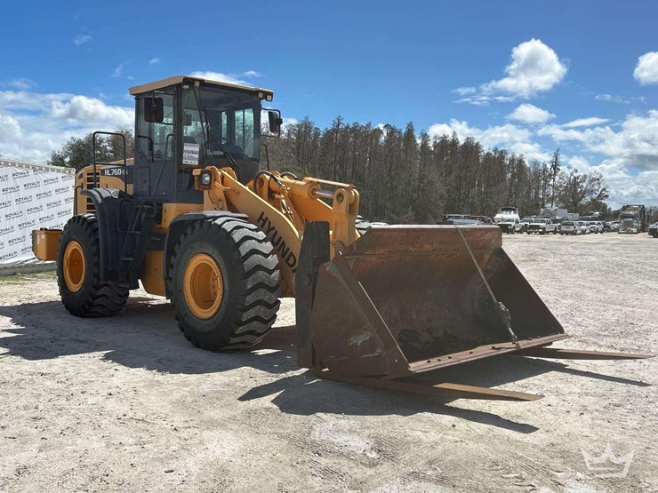 2014-hyundai-hl760-9a-image-2