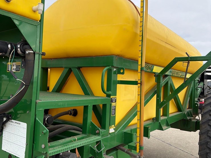 redball-570-image-28