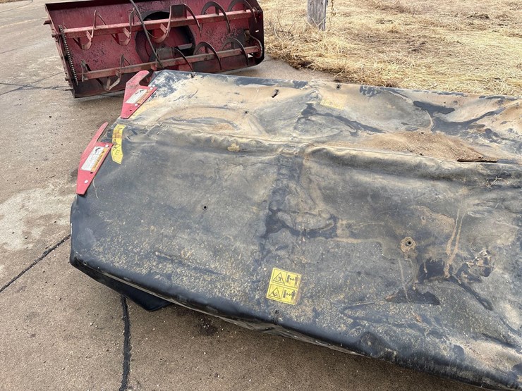 2014-new-holland-h6740-image-19