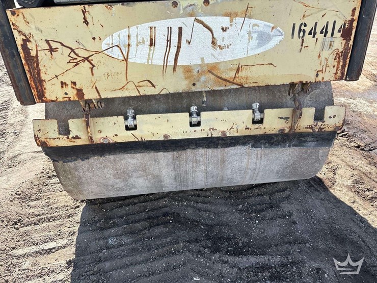 ingersoll-rand-dd-24-tandem-smooth-drum-roller-image-5