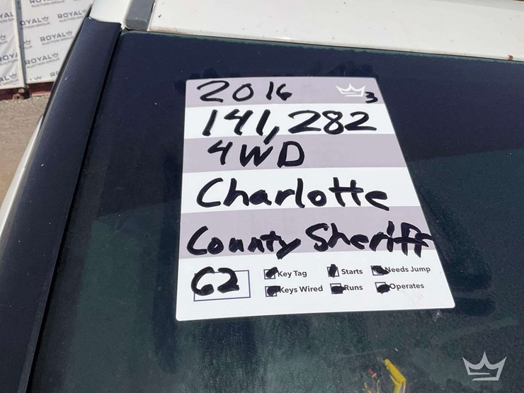 2016-ford-explorer-image-33