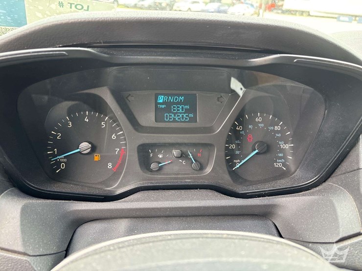 2016-ford-transit-image-18