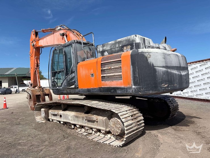 2018-hitachi-zx300-lc-6n-image-4