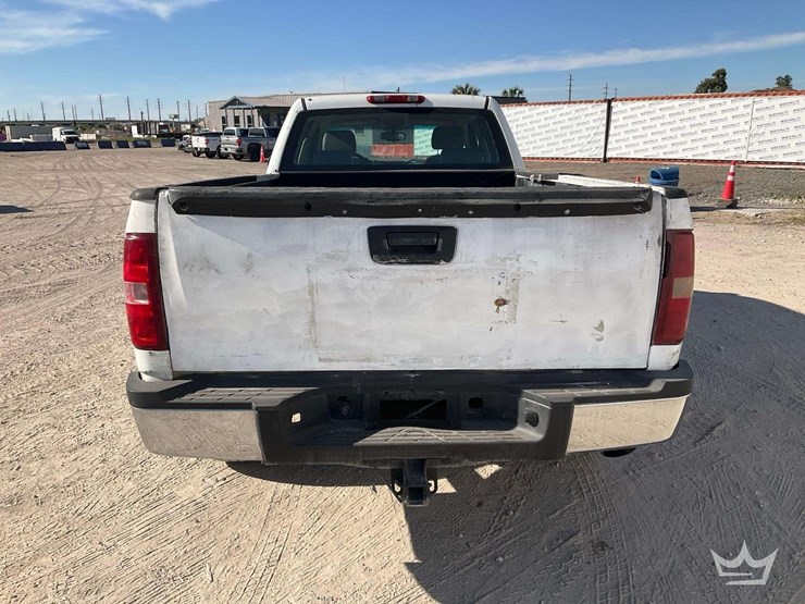 2009-chevrolet-silverado-2500-image-26