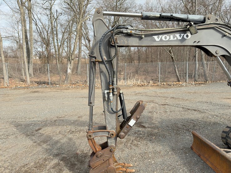 2004-volvo-ec35-image-14