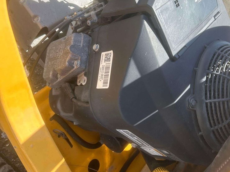 2021-cub-cadet-ultima-zt1-50in.-zero-turn-mower-image-7