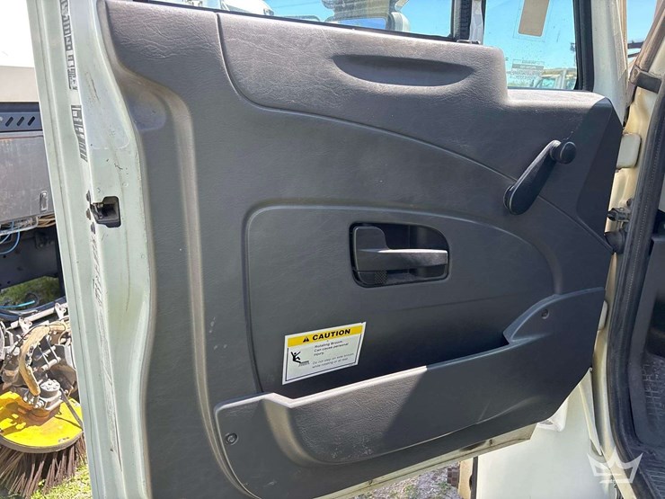 2015-international-durastar-4300-image-12