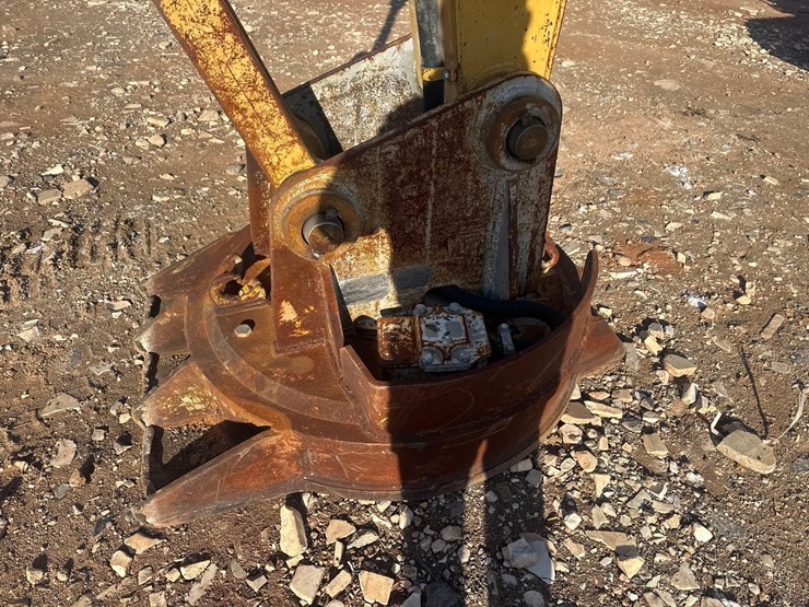 2020-caterpillar-325flcr-image-16