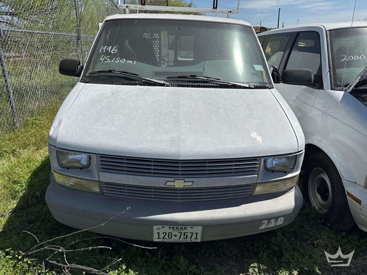 1996-chevrolet-astro-image-2