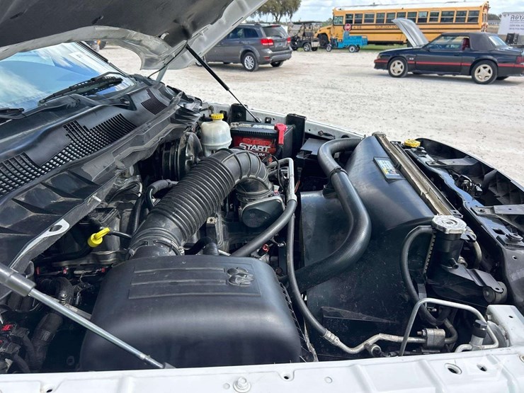 2012-dodge-1500-image-8