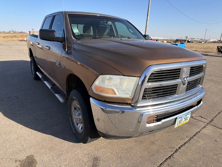 2011-dodge-ram-2500-image-12