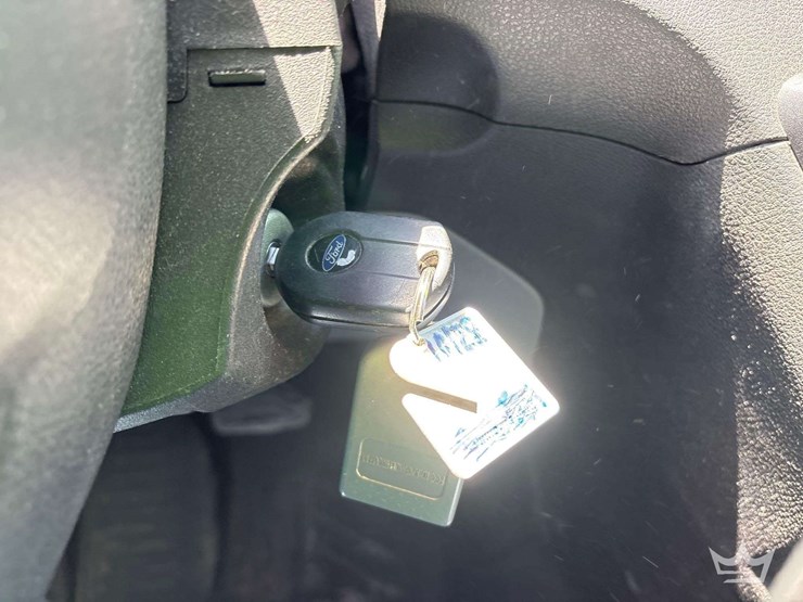 2016-ford-transit-image-30