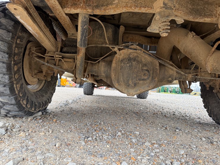 2005-gmc-2500-image-6