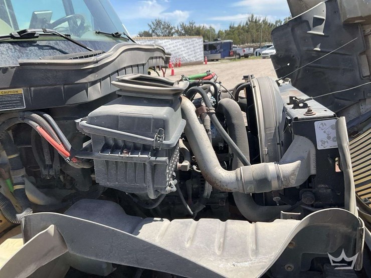 2015-international-durastar-4300-image-9