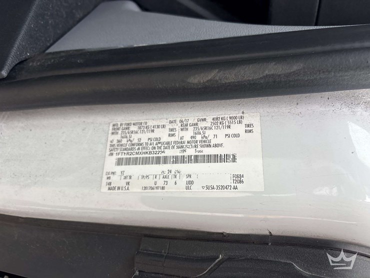 2017-ford-transit-image-5