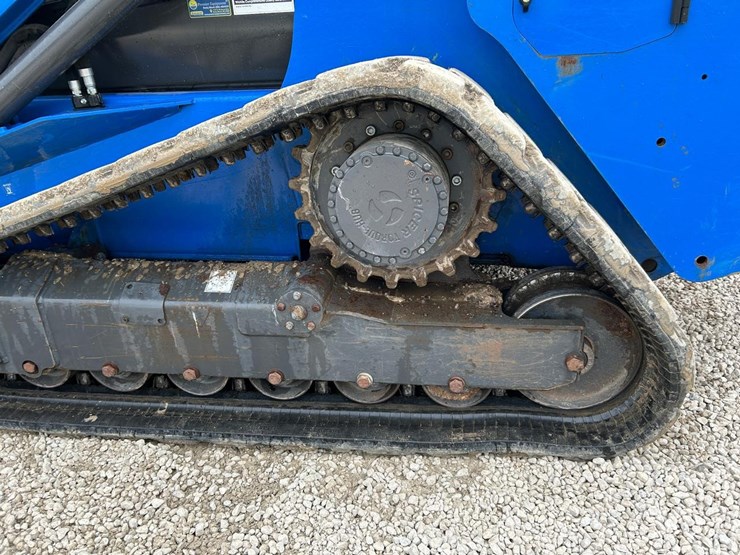 2022-new-holland-c362-image-19