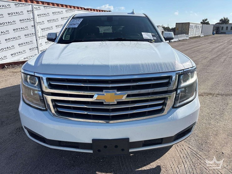 2020-chevrolet-tahoe-image-27