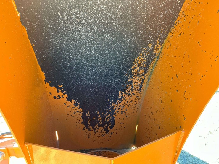 woods-5596-2-snow-blower,-8’,-3pt.,-1000-pto,-dual-auger,-hyd.-spout-image-6