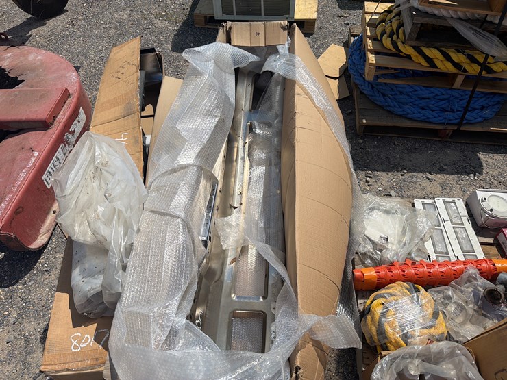 #8017-•-2017--2021-front-bumper-for-a-f-450-image-1