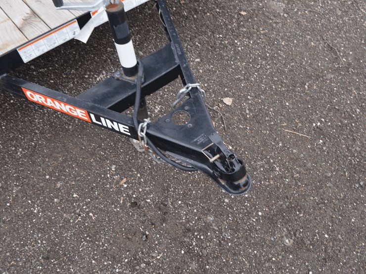 orange-line-su35-trailer-image-3