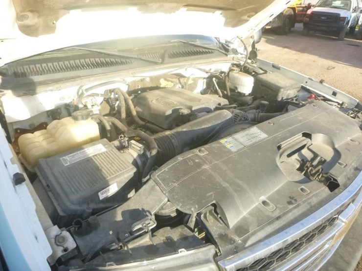 2007-chevrolet-3500-image-14