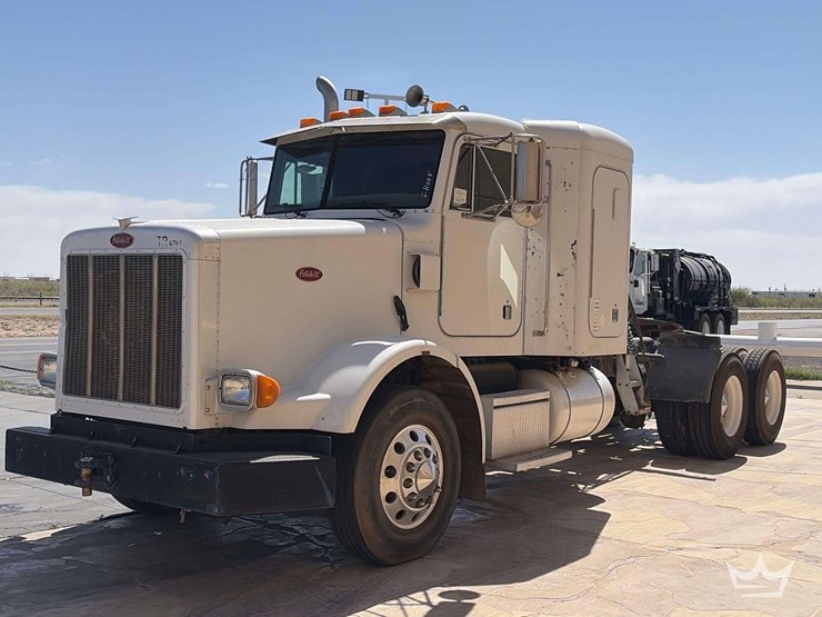 2001-peterbilt-378-image-1