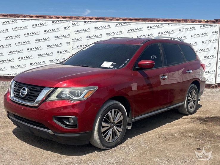 2018-nissan-pathfinder-image-1