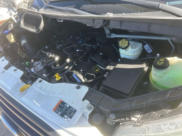 2016-ford-transit-image-9