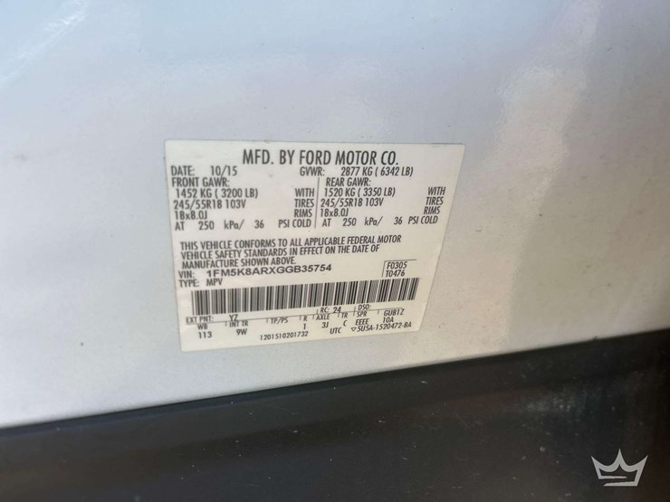 2016-ford-explorer-image-7