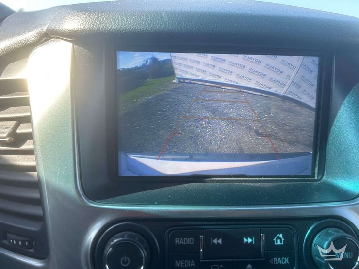 2018-chevrolet-tahoe-image-27